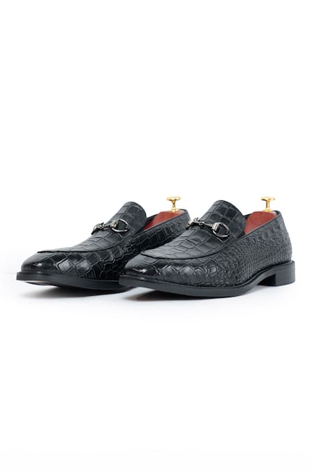 Vantier_Black La Cabot Horse Bit Croc Slip-on Shoes _Online_at_Aza_Fashions