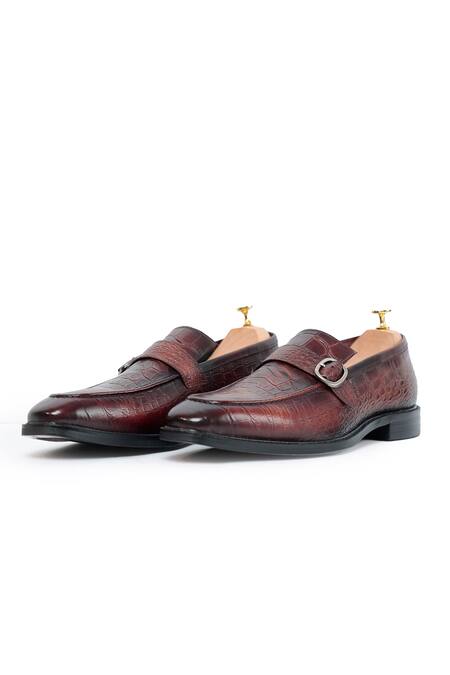Vantier_Brown Crocodile Textured Monk Strap Shoes _Online_at_Aza_Fashions