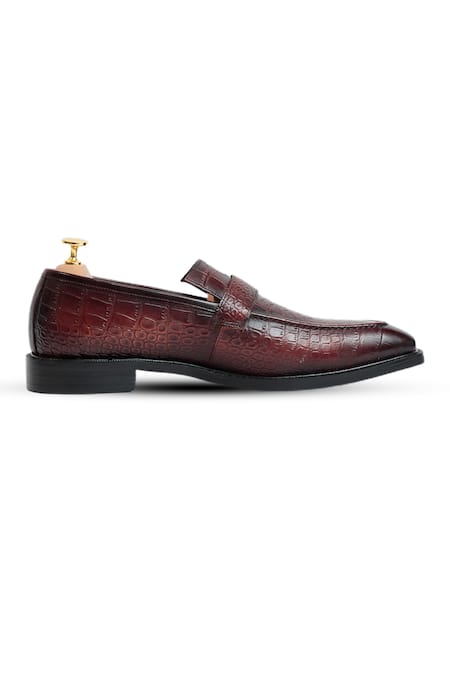 Buy_Vantier_Brown Crocodile Textured Monk Strap Shoes _Online_at_Aza_Fashions