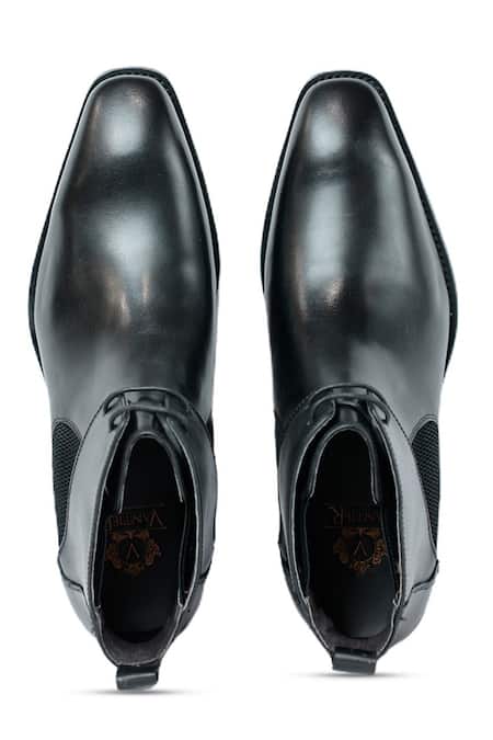 Shop_Vantier_Black Stanford Chukka Boots _at_Aza_Fashions