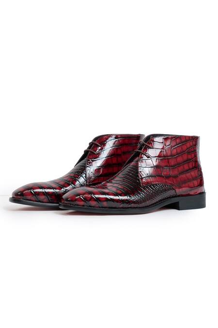 Vantier Red Cut Work Crocodile Textured Chukka Boots Online at Aza Fashions Vantier_Red Cut Work Crocodile Textured Chukka Boots _Online_at_Aza_Fashions