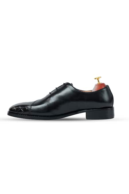 Vantier_Black Aristo Croc Lace-up Leather Shoes _Online_at_Aza_Fashions