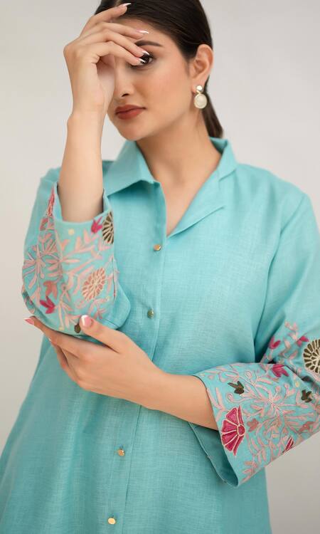 Buy Daljit Sudan Blue Linen, Cotton Embroidery Shawl Neck Floral Kurta And Pant Co-ord Set Online at Aza Fashions Buy_Daljit Sudan_Blue Linen, Cotton Embroidery Shawl Neck Floral Kurta And Pant Co-ord Set _Online_at_Aza_Fashions