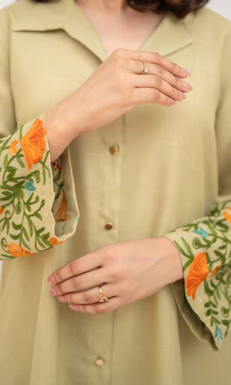 Buy Daljit Sudan Green Cotton Embroidery Shawl Neck, Collared Floral Kurta And Pant Set Online at Aza Fashions Buy_Daljit Sudan_Green Cotton Embroidery Shawl Neck, Collared Floral Kurta And Pant Set _Online_at_Aza_Fashions