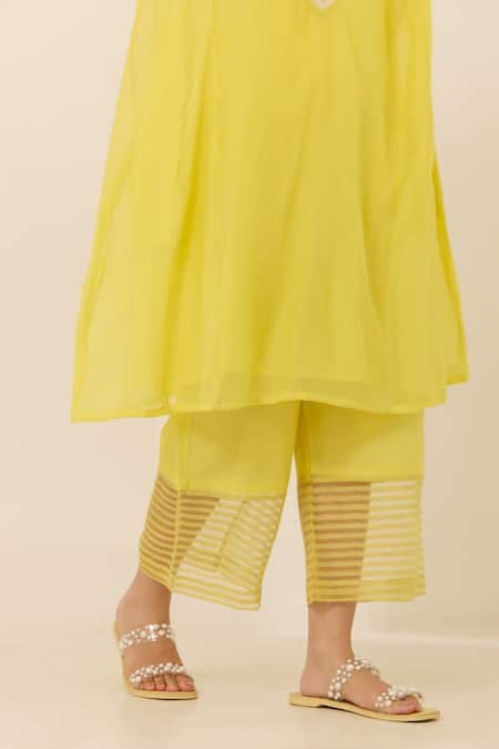 Label Mansi Nagdev Yellow Chanderi Pearls, Embroidery Round Neck Stripe Textured Kurta Set at Aza Fashions Label Mansi Nagdev_Yellow Chanderi Pearls, Embroidery Round Neck Stripe Textured Kurta Set _at_Aza_Fashions