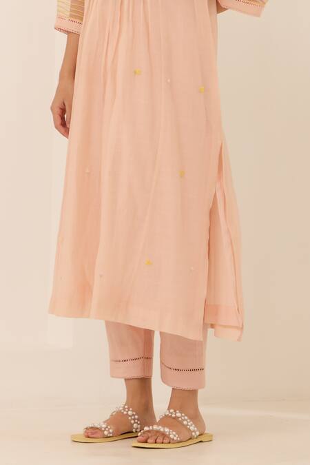 Buy Label Mansi Nagdev Peach Chanderi, Cotton Embroidery Round Dahlia Pintuck Detailed Kurta And Pant Set Online at Aza Fashions Buy_Label Mansi Nagdev_Peach Chanderi, Cotton Embroidery Round Dahlia Pintuck Detailed Kurta And Pant Set _Online_at_Aza_Fashions