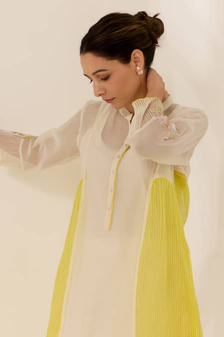 Shop_Label Mansi Nagdev_Ivory Chanderi, Cotton Embroidery Mandarin Collar Dove Panelled Kurta And Pant Set _Online_at_Aza_Fashions