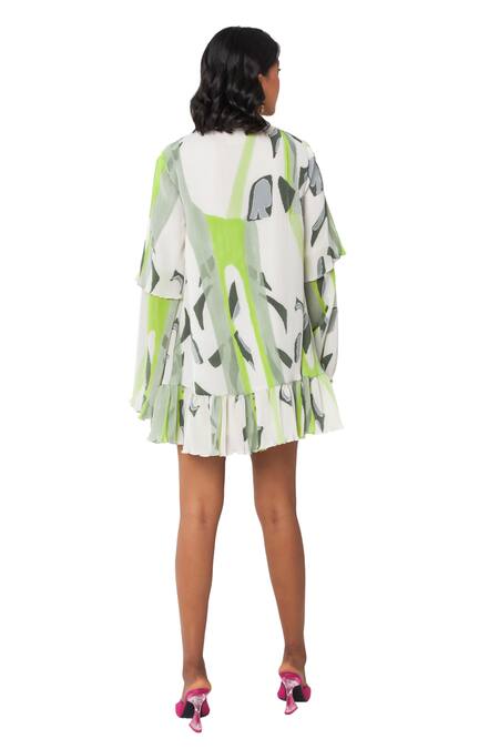 Vedika M Green Satin, Chiffon V-neck Geometric Print Pleated Dress Online at Aza Fashions Vedika M_Green Satin, Chiffon V-neck Geometric Print Pleated Dress_Online_at_Aza_Fashions