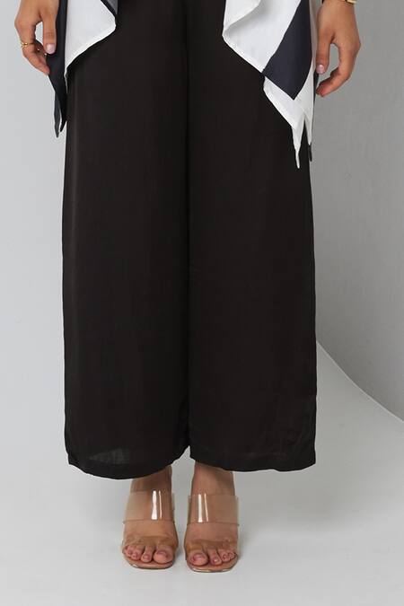 Shop Vedika M Black Satin Collared Abstract Work Kaftan And Pant Set Online at Aza Fashions Shop_Vedika M_Black Satin Collared Abstract Work Kaftan And Pant Set _Online_at_Aza_Fashions