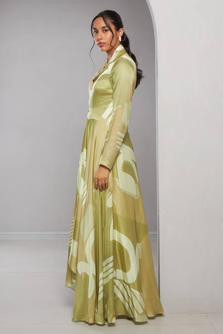 Vedika M Green Satin Collared Abstract Print Fit And Dress at Aza Fashions Vedika M_Green Satin Collared Abstract Print Fit And Dress _at_Aza_Fashions