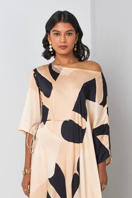 Shop Vedika M Black Satin Open Neck Printed Drop Shoulder Online at Aza Fashions Shop_Vedika M_Black Satin Open Neck Printed Drop Shoulder _Online_at_Aza_Fashions