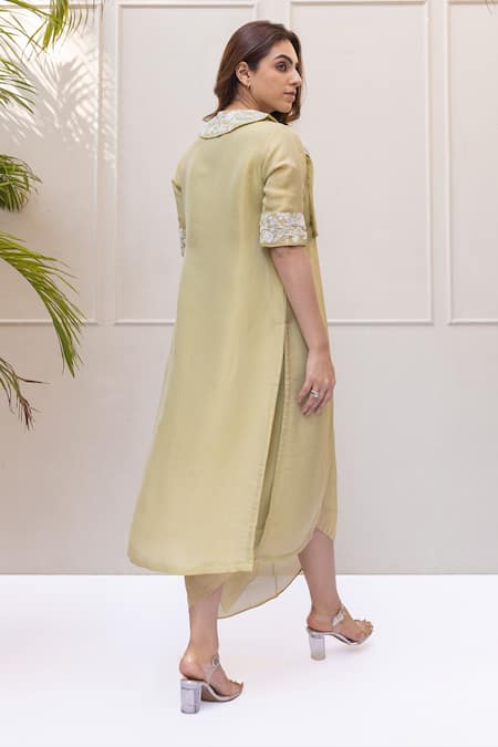 Koashee By Shubitaa Thread Embroidered Jacket With Asymmetric Inner Dress 