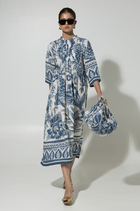 Sobariko Blue Linen Printed Floral Round Cordelia Dress 