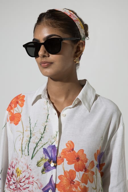 Shop SOBARIKO White Linen Printed Floral Collar Isla Shirt And Pant Set Online at Aza Fashions Shop_SOBARIKO_White Linen Printed Floral Collar Isla Shirt And Pant Set_Online_at_Aza_Fashions