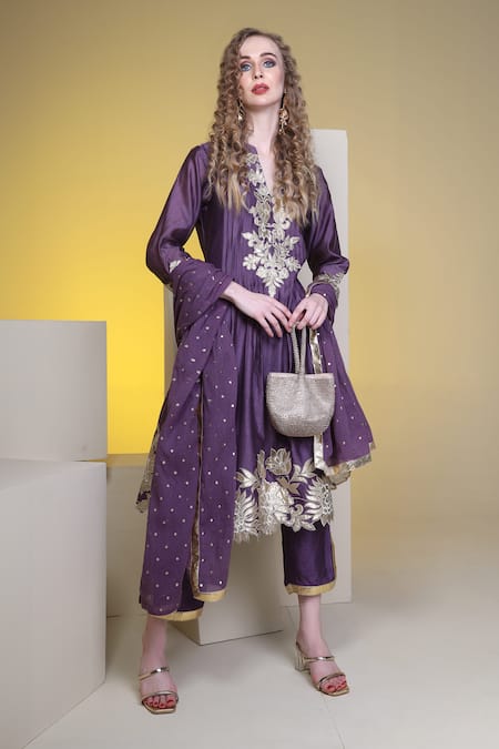 Sunita Nagi_Purple Chanderi, Silk Embroidery Split V-neck Floral Applique Anarkali Pant Set _Online_at_Aza_Fashions