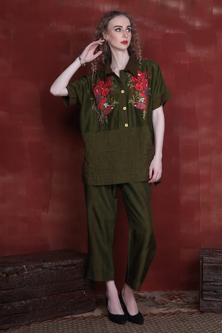 Sunita Nagi Embroidered Shirt & Pant Set 