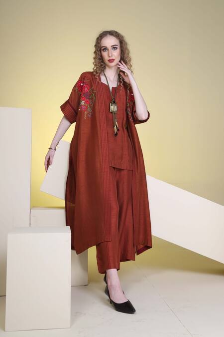 Sunita Nagi_Maroon Silk Embroidery Open Neck Floral Jacket Pant Set _at_Aza_Fashions