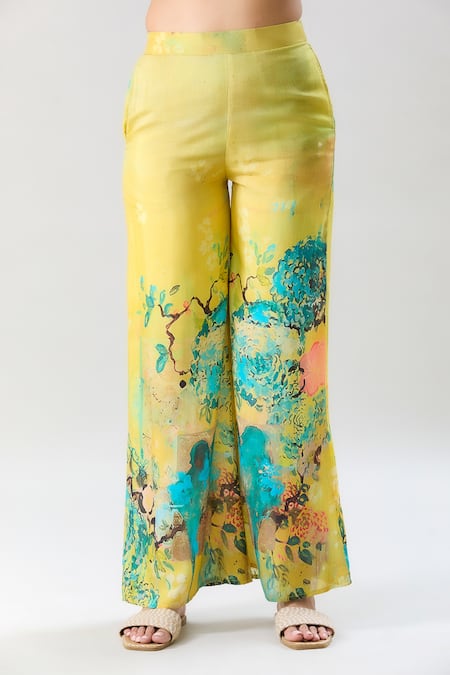 Buy_Naintara Bajaj_Yellow Muslin Beads, Embroidery Mandarin Floral Branch Print Kurta With Pant