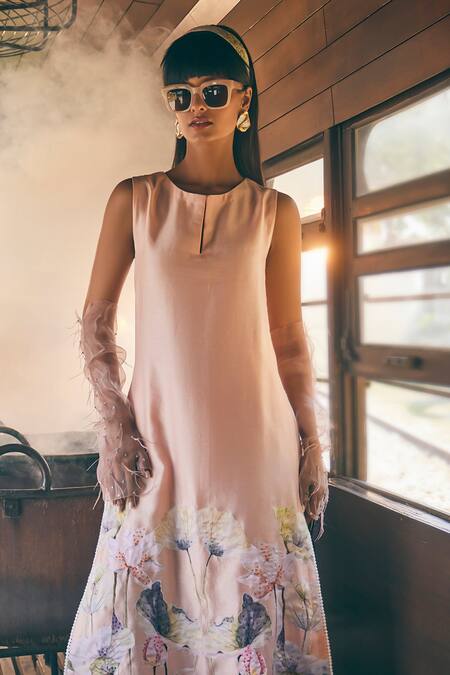 Buy_Tabeer India_Peach Chanderi, Cotton Lace Split V-neck Lotus Print Tunic With Flared Pant _Online_at_Aza_Fashions