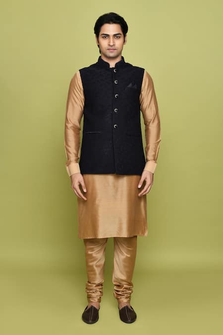 Arihant Rai Sinha_Black Velvet, Silk Embroidery Abstract Pattern Bundi Kurta Set_at_Aza_Fashions