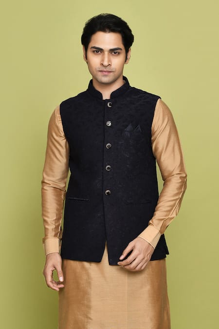 Arihant Rai Sinha_Blue Velvet, Silk Embroidery Abstract Bundi Kurta Set_at_Aza_Fashions