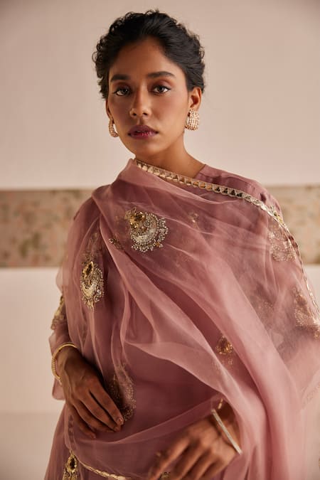 Buy_Esha Arora_Pink Organza, Silk Embroidery Round Neck Zardozi Kurta Pant Set 