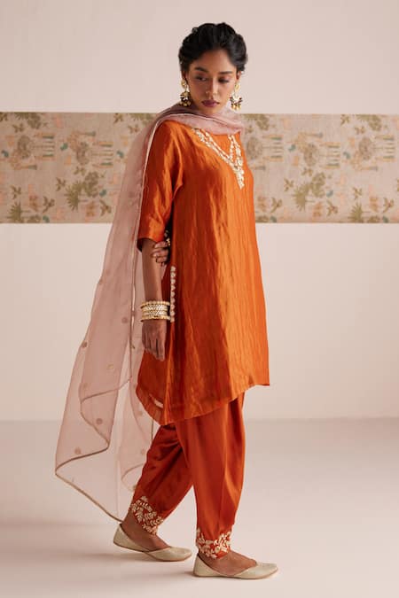 Shop Esha Arora Orange Cotton Satin, Chanderi, Organza Zardozi Bodice Kurta Salwar Set Online at Aza Fashions Shop_Esha Arora_Orange Cotton Satin, Chanderi, Organza Zardozi Bodice Kurta Salwar Set _Online_at_Aza_Fashions