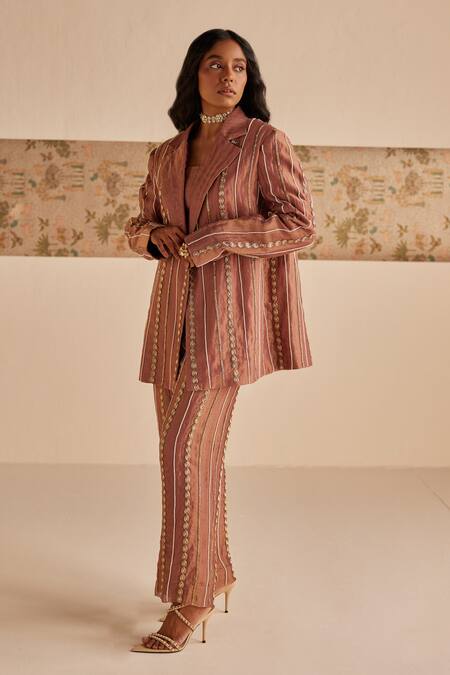 Esha Arora Brown Chanderi, Tissue, Linen Embroidery, Zari Zardozi Blazer Pant Set at Aza Fashions Esha Arora_Brown Chanderi, Tissue, Linen Embroidery, Zari Zardozi Blazer Pant Set _at_Aza_Fashions