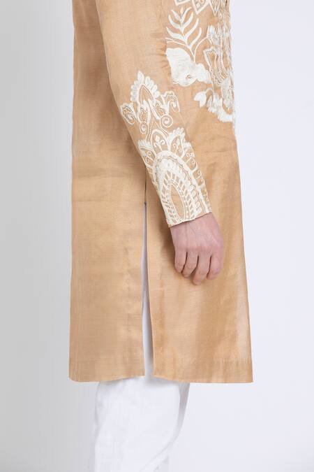 Arun Verma Gold Tissue, Cotton Embroidery Floral Aari Straight Kurta With Pant Online at Aza Fashions Arun Verma_Gold Tissue, Cotton Embroidery Floral Aari Straight Kurta With Pant _Online_at_Aza_Fashions