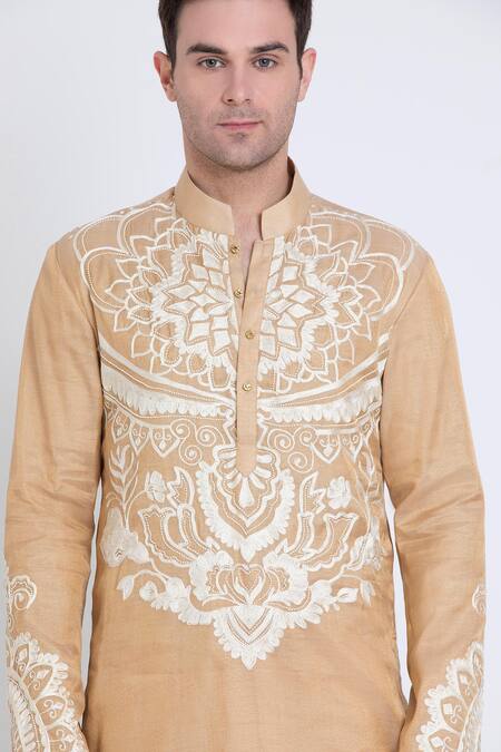 Shop Arun Verma Gold Tissue, Cotton Embroidery Floral Aari Straight Kurta With Pant Online at Aza Fashions Shop_Arun Verma_Gold Tissue, Cotton Embroidery Floral Aari Straight Kurta With Pant _Online_at_Aza_Fashions