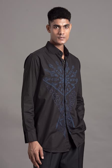 Arun Verma Black Cotton Applique, Embroidery Resham Detailed Shirt Online at Aza Fashions Arun Verma_Black Cotton Applique, Embroidery Resham Detailed Shirt _Online_at_Aza_Fashions