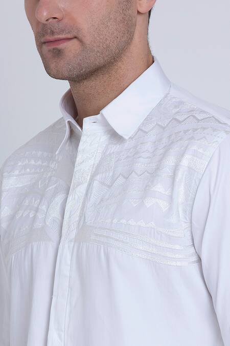 Buy_Arun Verma_White Cotton Satin Embroidery Chevron Shirt 