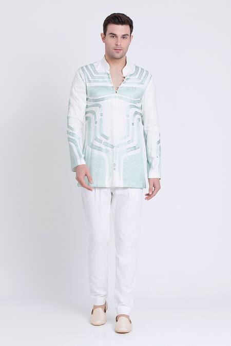 Arun Verma_Ivory Silk Embroidery Geometric Short Kurta And Pant Set _at_Aza_Fashions