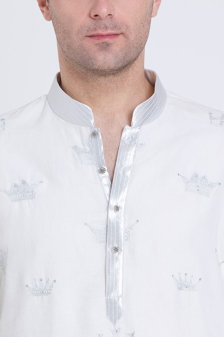 Arun Verma_Ivory Linen Stones, Embroidery Crown Patchwork Kurta And Pant Set _at_Aza_Fashions