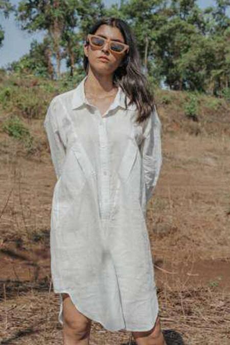 Akashi Clothing White Linen Collared Panelled Shirt Dress Online at Aza Fashions Akashi Clothing_White Linen Collared Panelled Shirt Dress _Online_at_Aza_Fashions
