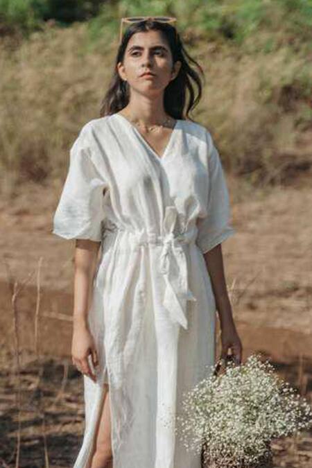 Akashi Clothing White Linen V-neck Handloom Waist Tie-up Dress Online at Aza Fashions Akashi Clothing_White Linen V-neck Handloom Waist Tie-up Dress _Online_at_Aza_Fashions