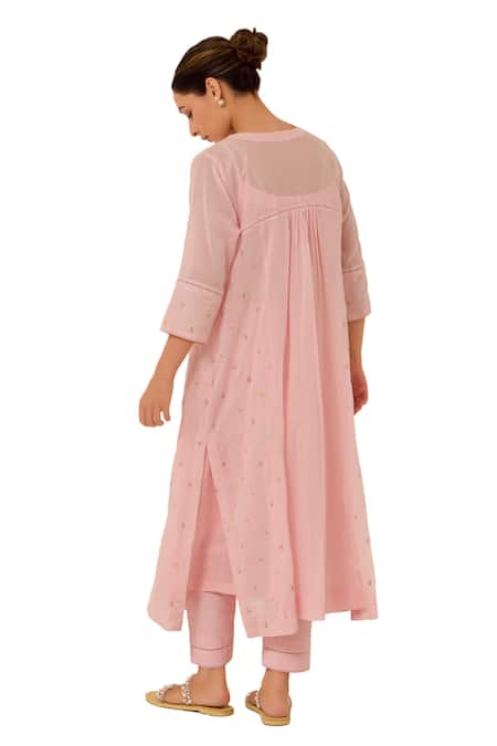 Shop Label Mansi Nagdev Pink Cotton, Muslin Pearls, Embroidery Round Neck Amelia Kurta And Pant Shop_Label Mansi Nagdev_Pink Cotton, Muslin Pearls, Embroidery Round Neck Amelia Kurta And Pant