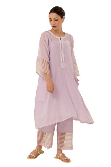 Buy_Label Mansi Nagdev_Purple Chanderi Embroidery Round Neck Emilie Textured Kurta And Pant Set 