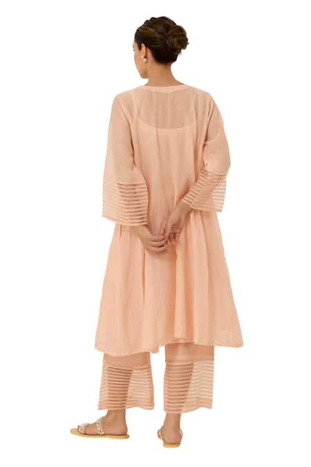Shop Label Mansi Nagdev Peach Chanderi Embroidery Round Neck Emilie Textured Kurta And Pant Set Shop_Label Mansi Nagdev_Peach Chanderi Embroidery Round Neck Emilie Textured Kurta And Pant Set