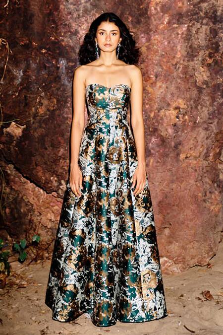 Dash And Dot Multi Color Polyester Sweetheart Neck Brocade Fit And Flare Gown Online at Aza Fashions Dash And Dot_Multi Color Polyester Sweetheart Neck Brocade Fit And Flare Gown _Online_at_Aza_Fashions