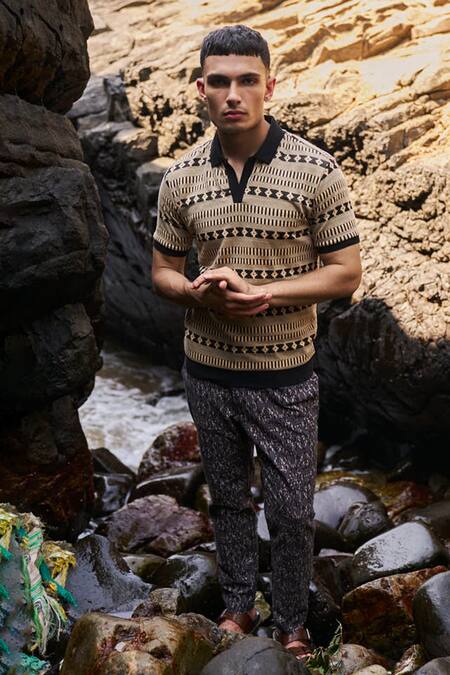 Dash And Dot Black Cotton Ikat Print Pant Online at Aza Fashions Dash And Dot_Black Cotton Ikat Print Pant _Online_at_Aza_Fashions