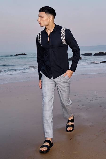 Dash And Dot_Black Viscose, Polyester Houndstooth Pattern Pant _Online_at_Aza_Fashions