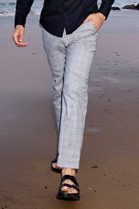 Buy_Dash And Dot_Black Viscose, Polyester Houndstooth Pattern Pant _Online_at_Aza_Fashions