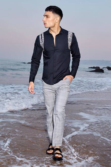 Dash And Dot_Black Viscose, Polyester Houndstooth Pattern Pant _at_Aza_Fashions