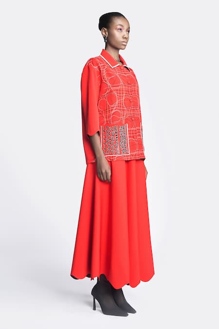 Shop Shahin Mannan Red Crepe Embroidery Scallop Bordered Circular Skirt Online at Aza Fashions Shop_Shahin Mannan_Red Crepe Embroidery Scallop Bordered Circular Skirt _Online_at_Aza_Fashions