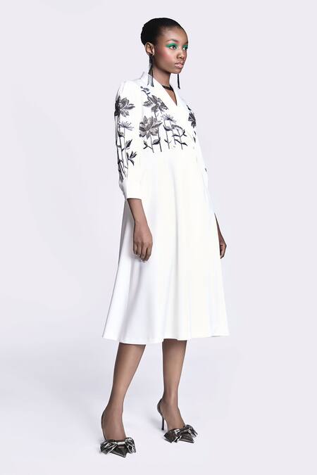 Buy Shahin Mannan Ivory Crepe Embroidery V-neck Metallic Lotus Wrap Dress Online at Aza Fashions Buy_Shahin Mannan_Ivory Crepe Embroidery V-neck Metallic Lotus Wrap Dress _Online_at_Aza_Fashions