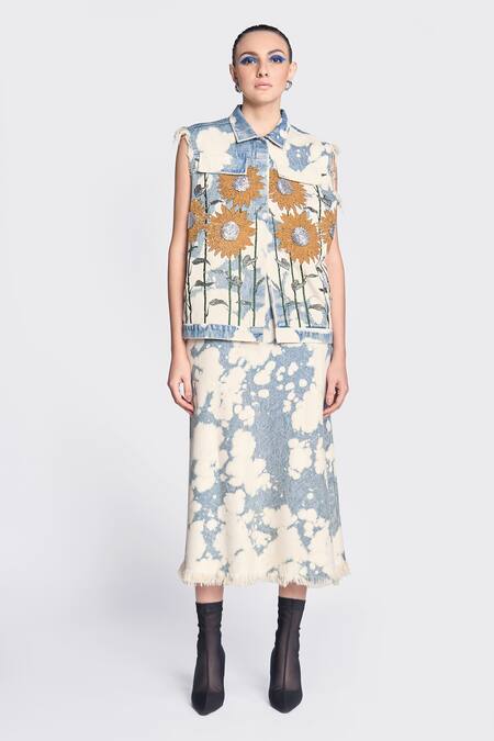 Buy Shahin Mannan Blue Denim Pencil Skirt Online at Aza Fashions Buy_Shahin Mannan_Blue Denim Pencil Skirt _Online_at_Aza_Fashions