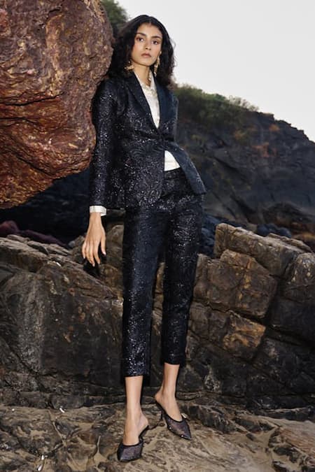 Buy Dash And Dot Black Polyester Brocade Lapel Collar Blazer Online at Aza Fashions Buy_Dash And Dot_Black Polyester Brocade Lapel Collar Blazer_Online_at_Aza_Fashions