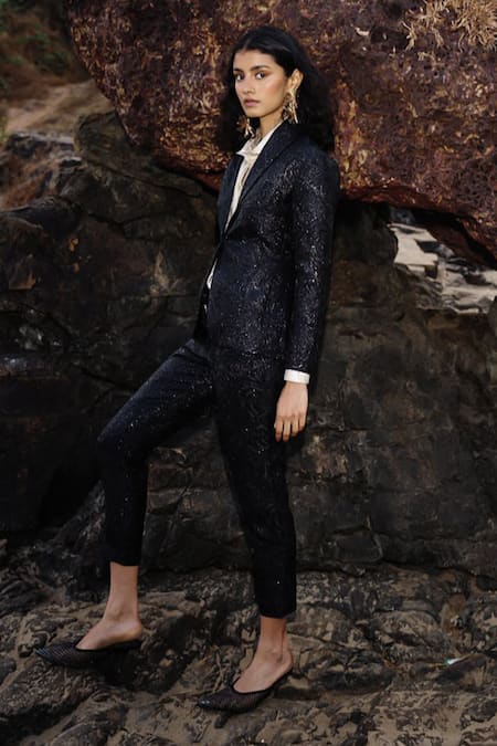 Shop Dash And Dot Black Polyester Brocade Lapel Collar Blazer Online at Aza Fashions Shop_Dash And Dot_Black Polyester Brocade Lapel Collar Blazer_Online_at_Aza_Fashions