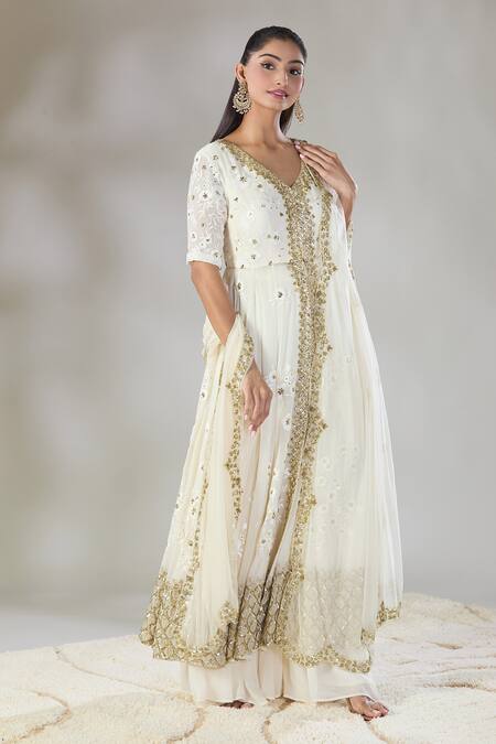 Astha Narang_White Georgette Sequins, Cut Work V-neck Embroidered Front Open Jacket Kurta Set _at_Aza_Fashions